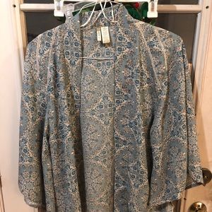 Patterned short kimono